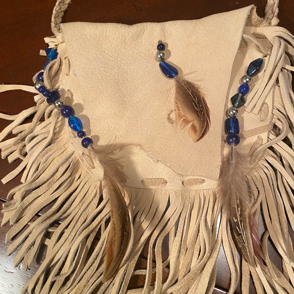Pouch purse
